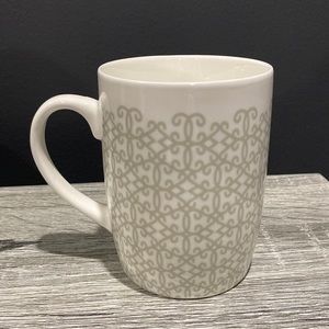 Starbucks | Light Grey Lace Pattern Mug (2014) - 11oz.